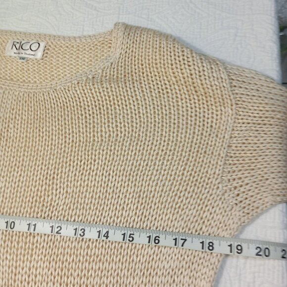 Rico Sweater With Scalloped Hem & Bell Sleeves S Handmade Crochet Knit Womens - Picture 10 of 11